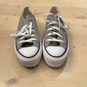 Converse Lift Size 8.5